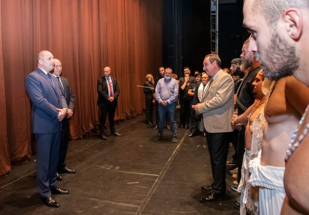 President Rumen Radev praises Stara Zagora Opera