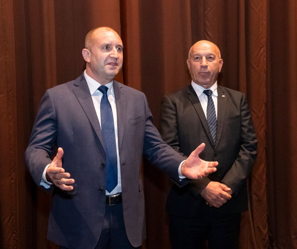 President Rumen Radev praises Stara Zagora Opera