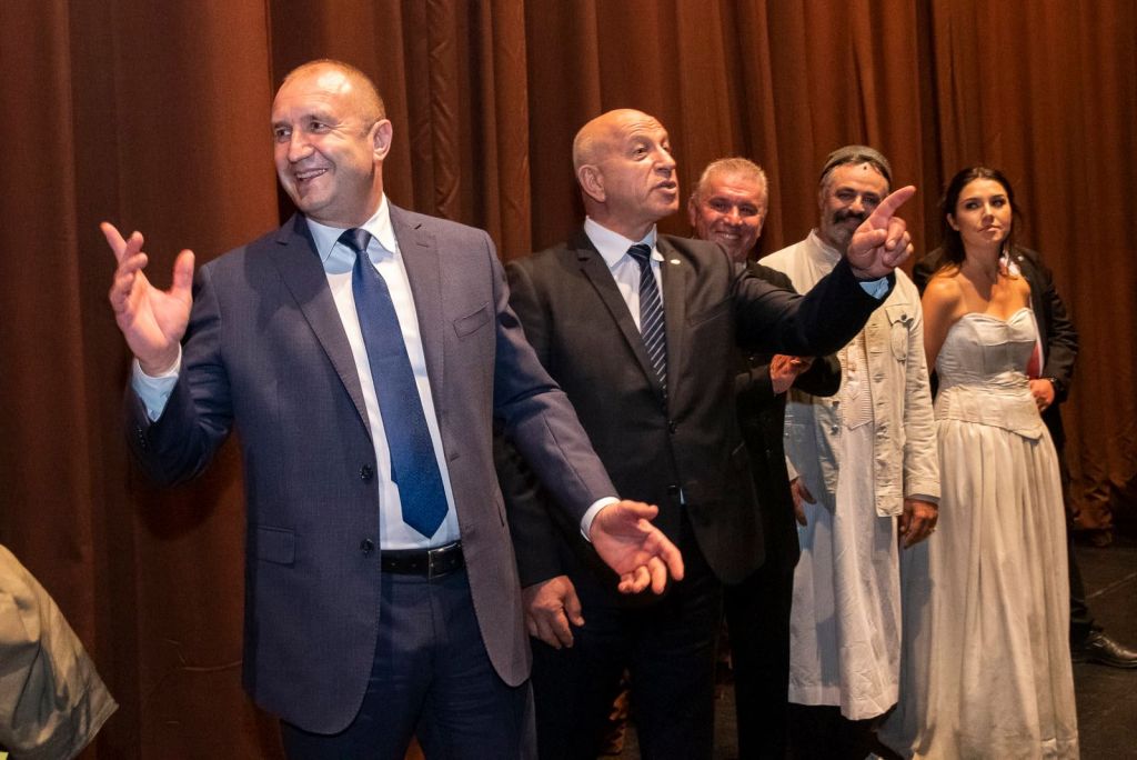 President Rumen Radev praises Stara Zagora Opera
