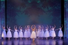 Балет и документален филм на 15 и 17 април от 14:30 часа (видео анонс)