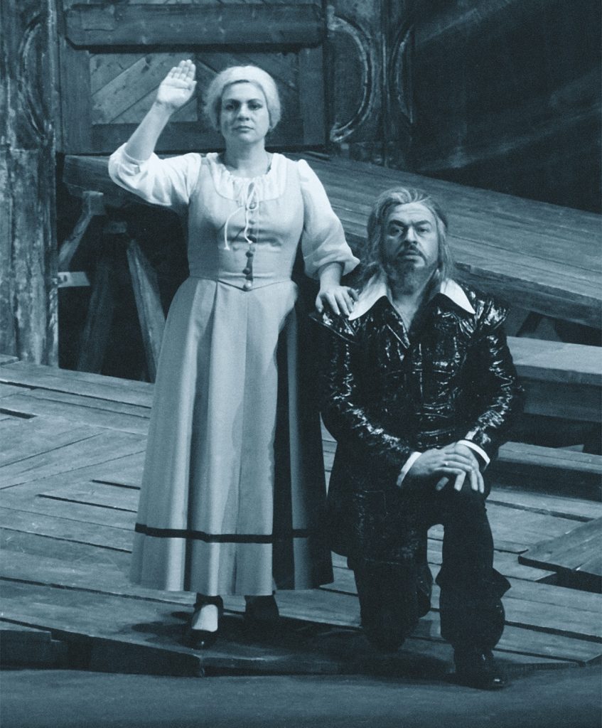 Денчо Белев и Мари Крикорян в "Летящият холандец" от Р. Вагнер 